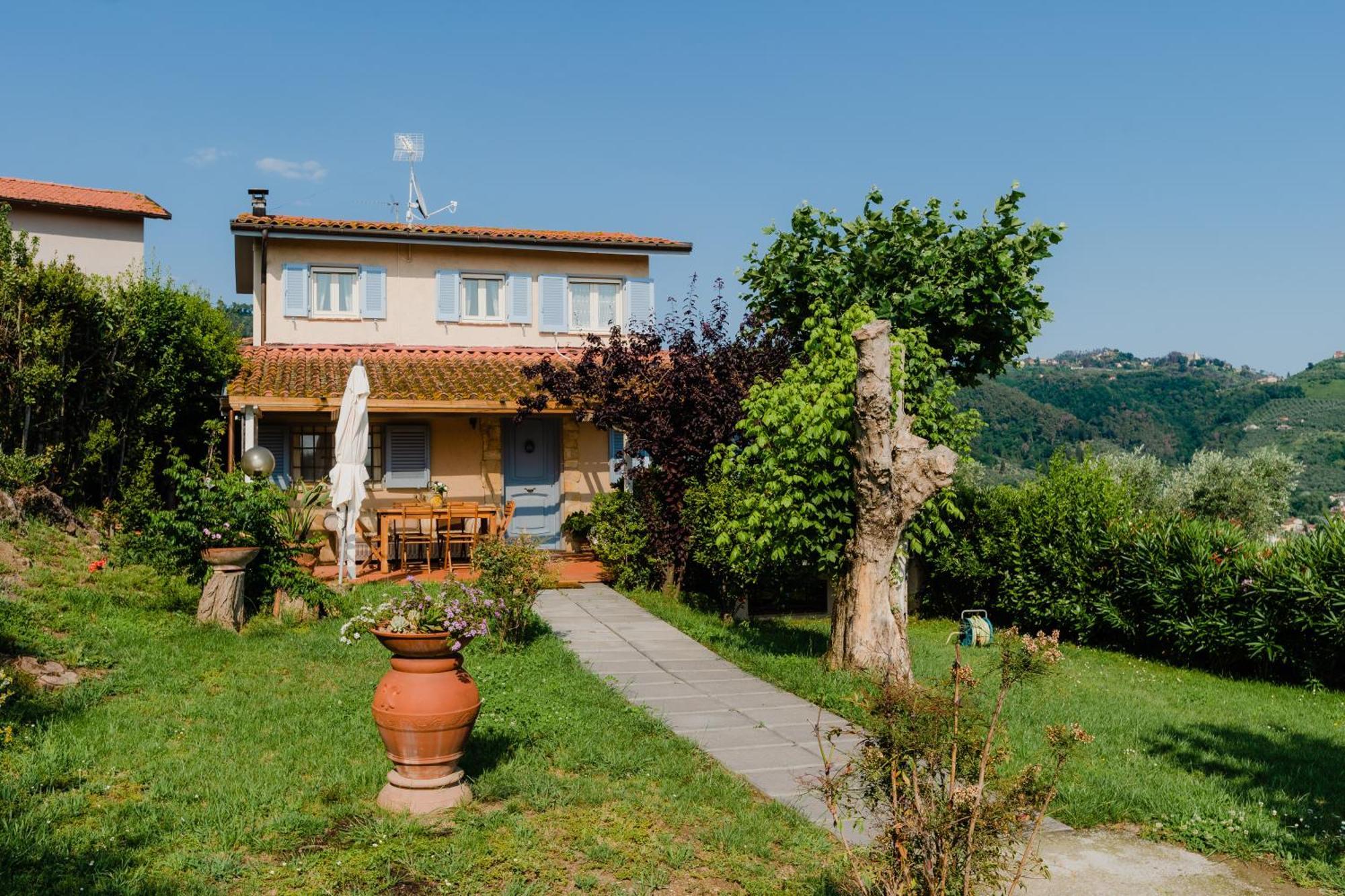 La Tana Del Geco Villa Massarosa Exterior photo